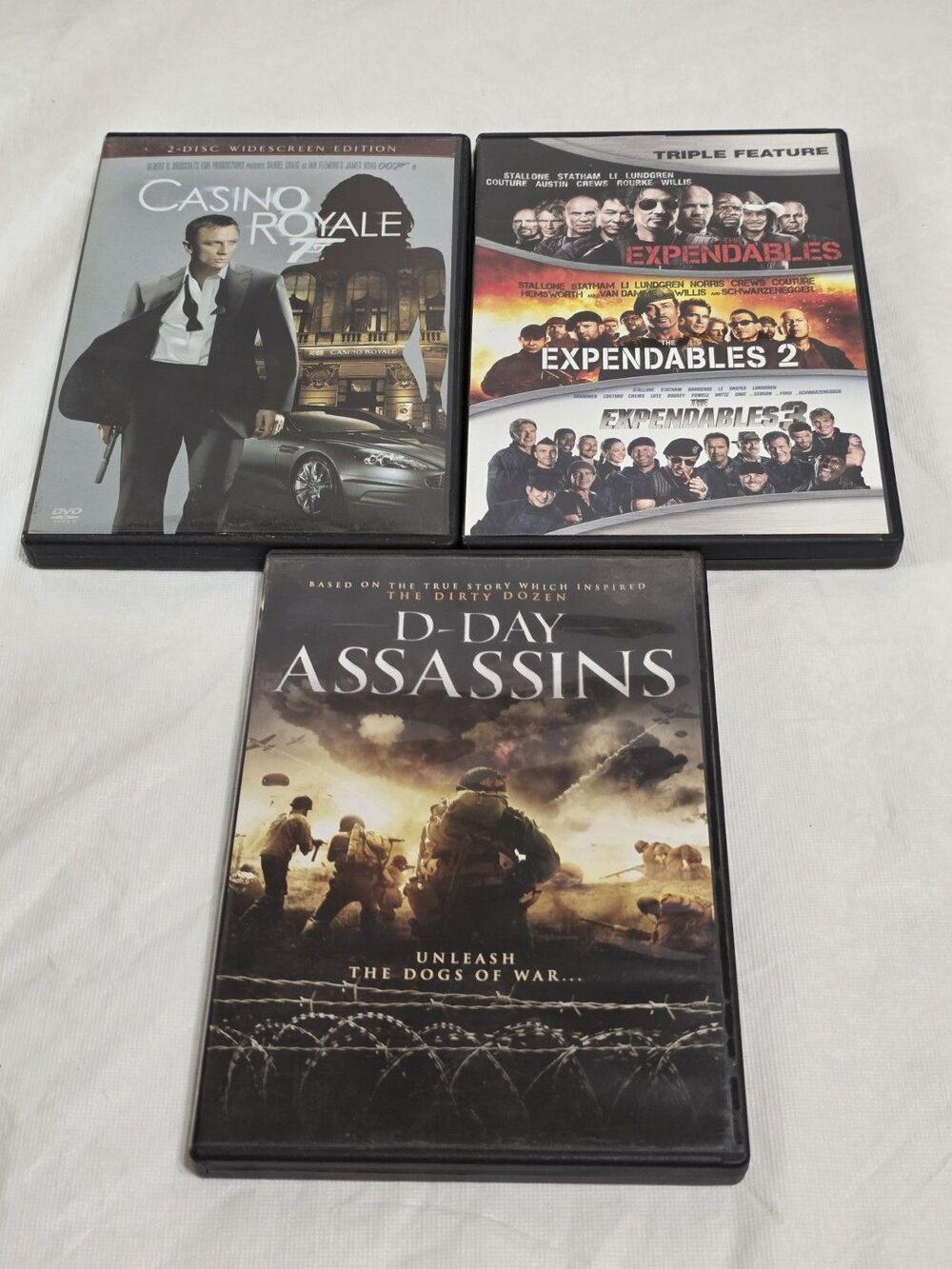 3 DVDs Lot Expendables, D-Day Assassins, Casino Royale 7
